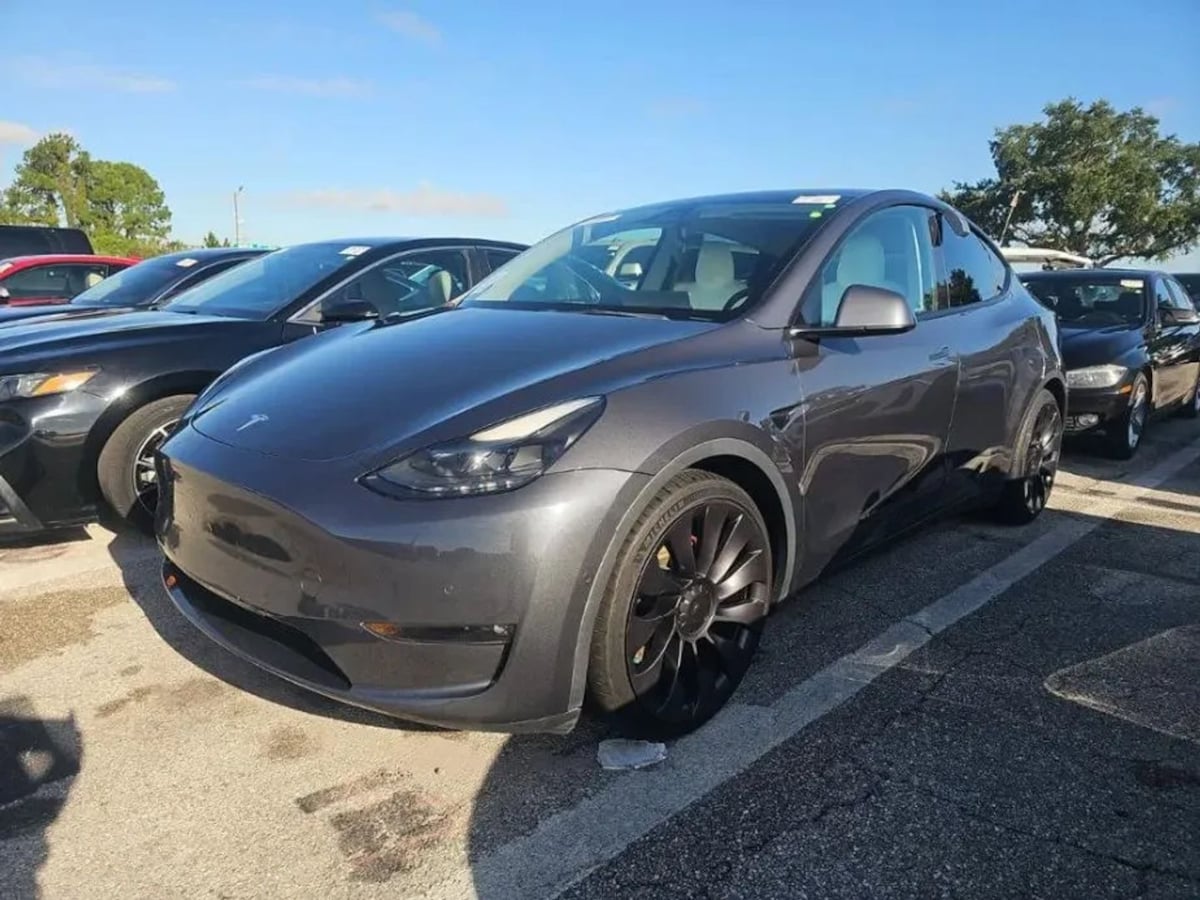 tesla model y 2022 7SAYGDEF2NF364788 image tesla model y 2022 7SAYGDEF2NF364788 image